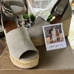 Indigo Tan Espadrille Shoes with Peep-Toe Design